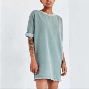 URBAN OUTFITTERS DRESS NWT